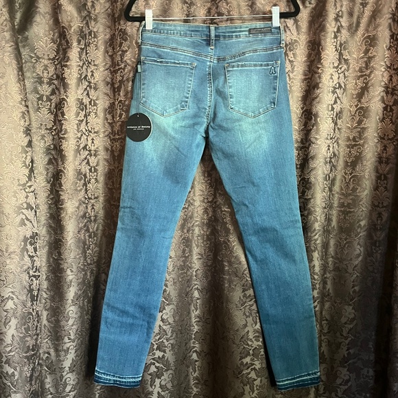 Articles of Society Frayed Jean Skinny Crop Size 28 New Condition NWT - Picture 2 of 13